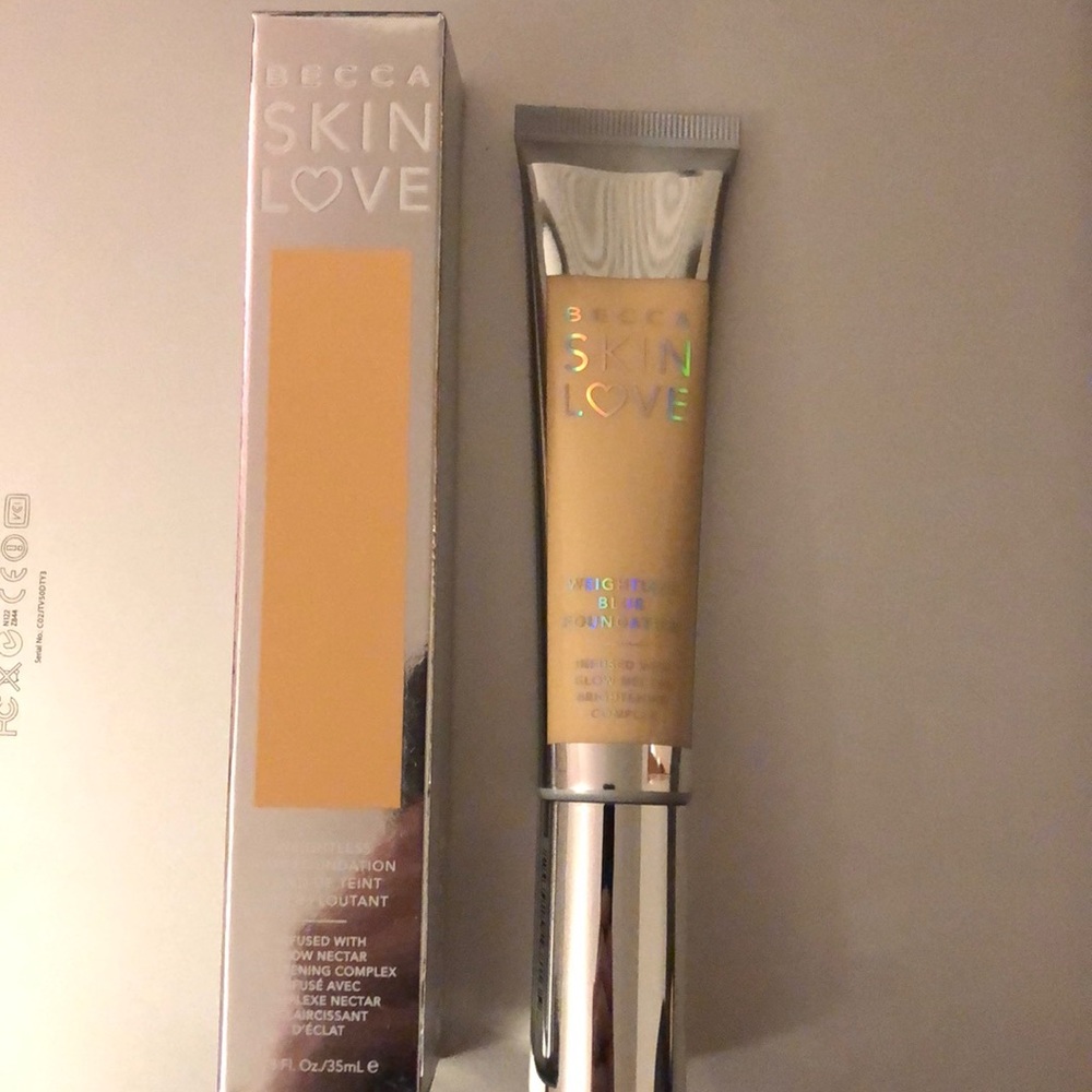 Becca Skinlove foundation in SHELL